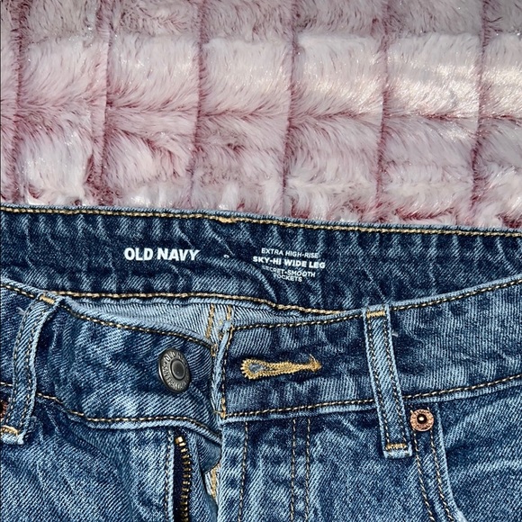 Old Navy Blue Flare Wide Leg Jeans Timeless Style - Picture 3 of 16